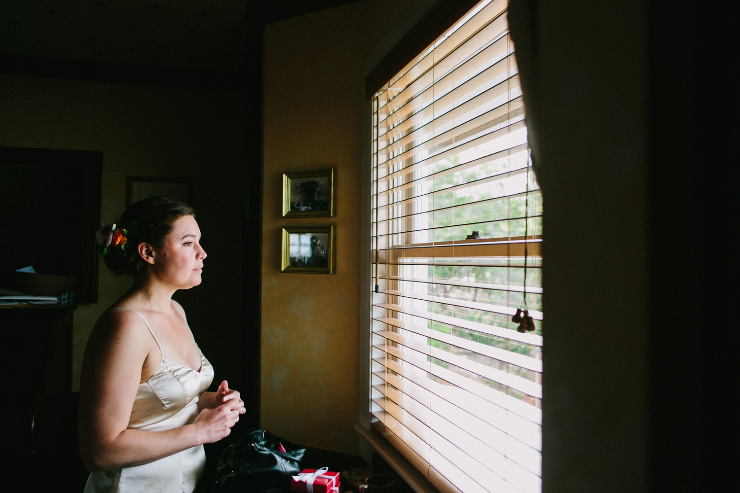Waiting the Wedding | Austin Wedding Photographer | Lisa Woods Photography