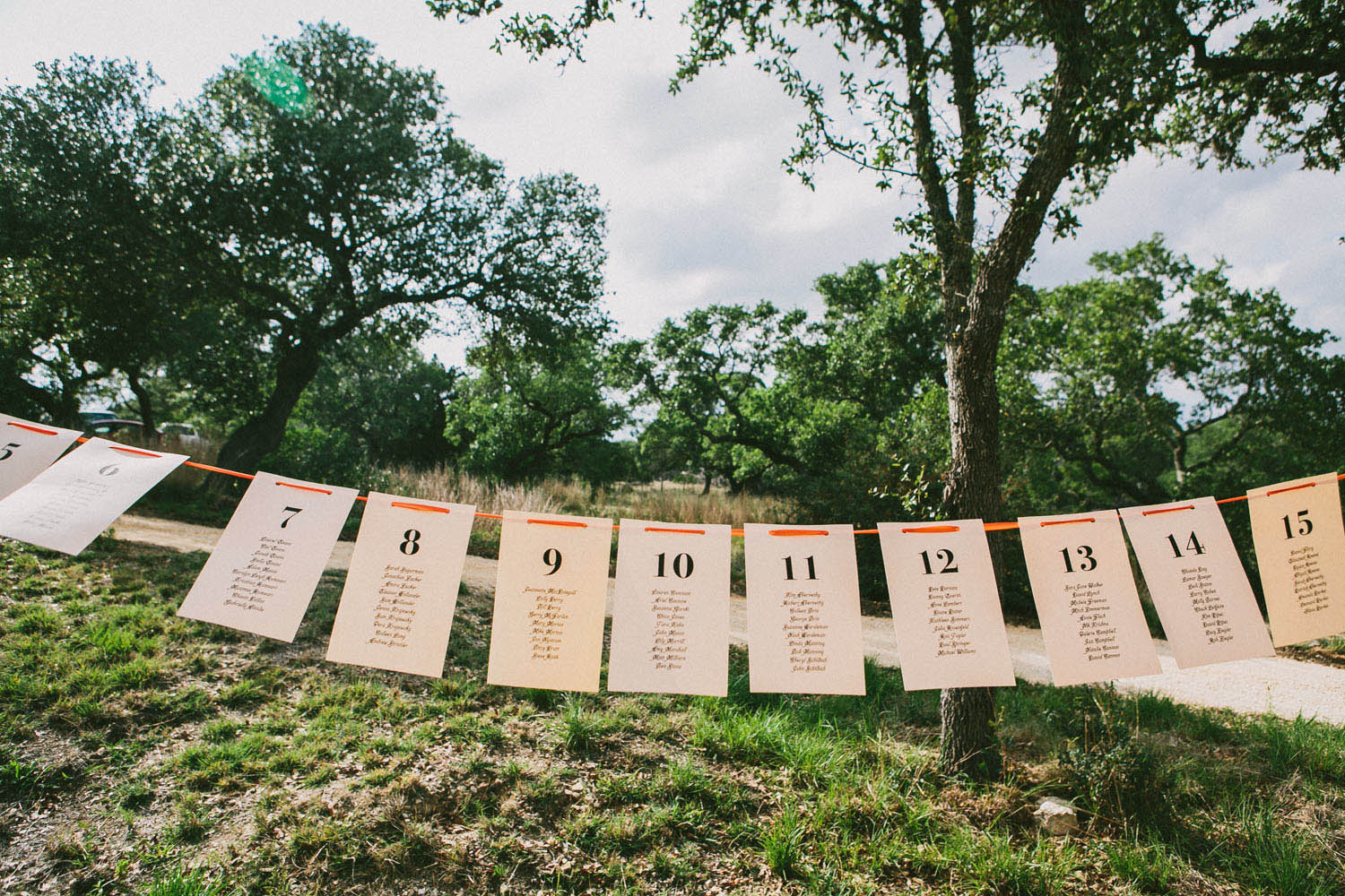 Table Seating on a String | Home Ranch Wedding | Lisa Woods Photography