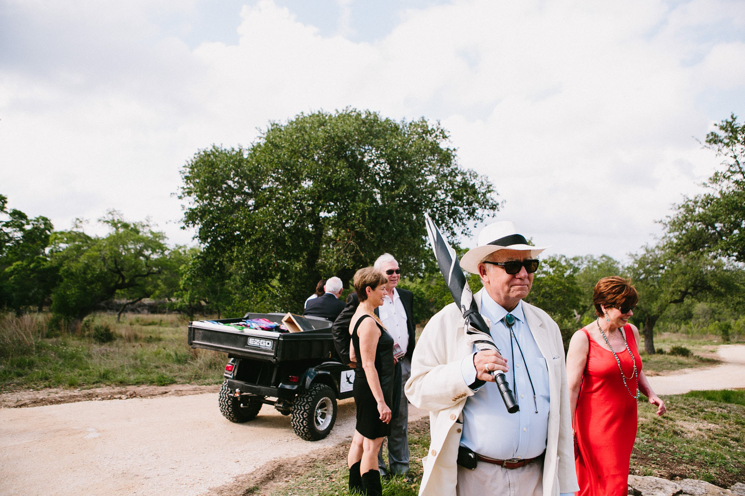 Texas Wedding Guests | Home Ranch Wedding | Lisa Woods Photography