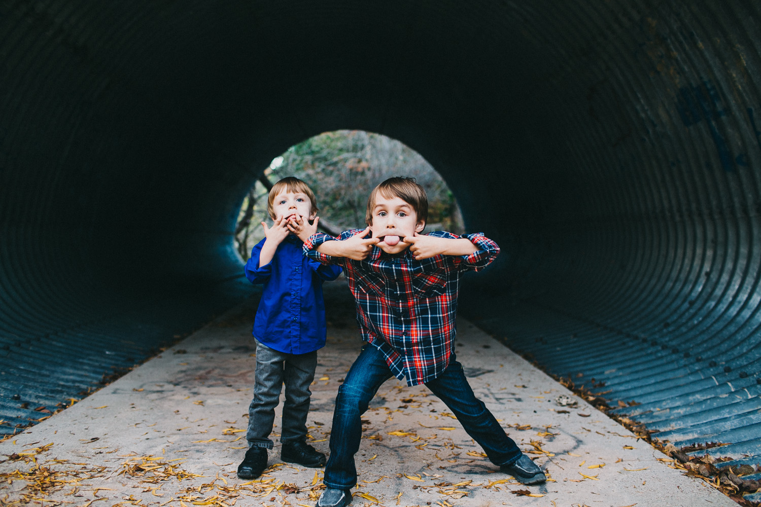 Silly Brothers | Austin Family Photographer | Lisa Woods Photography