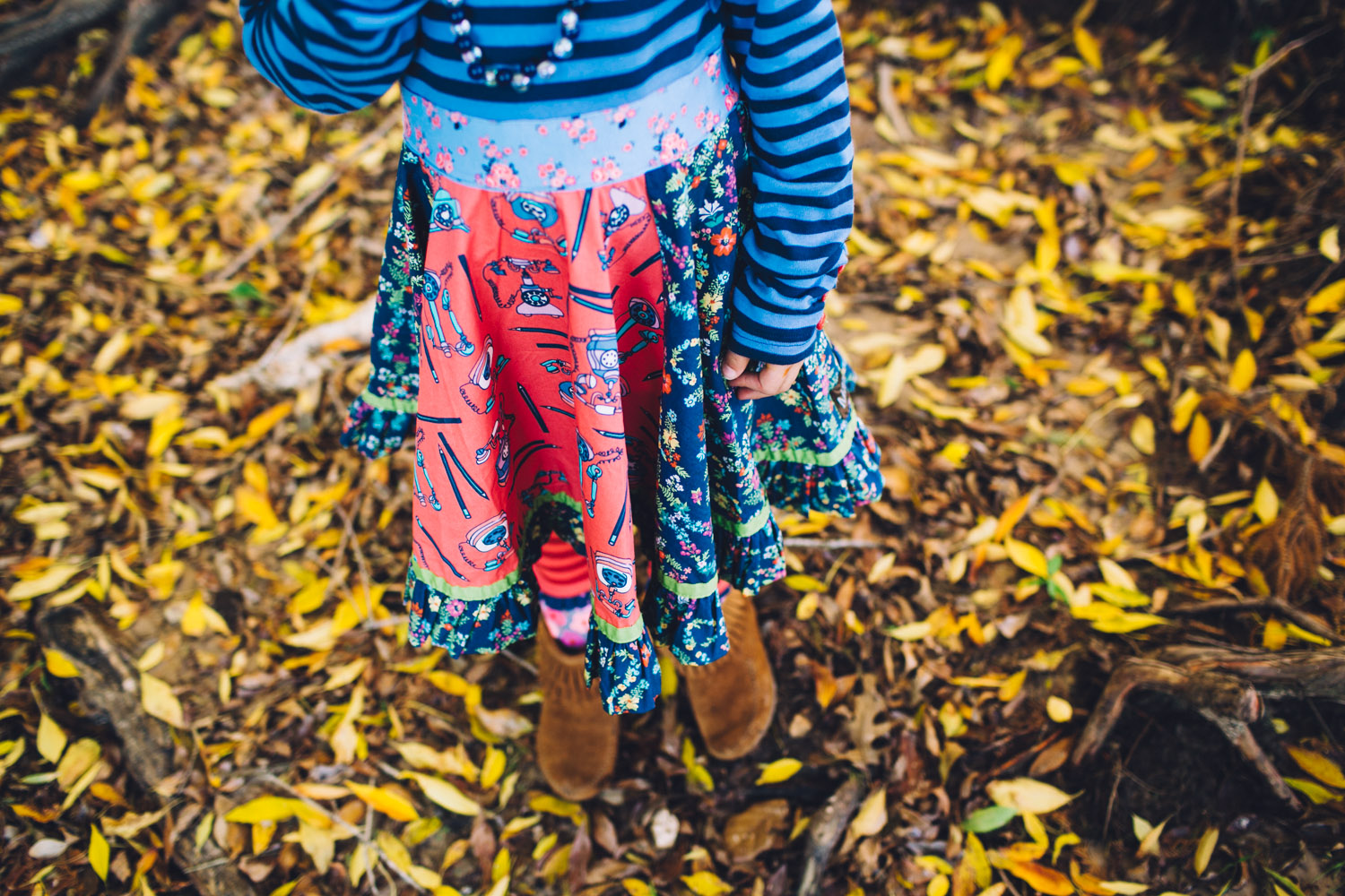 Multicolored Dress | Houston Fall Holiday Family Portraits | Lisa Woods Photography