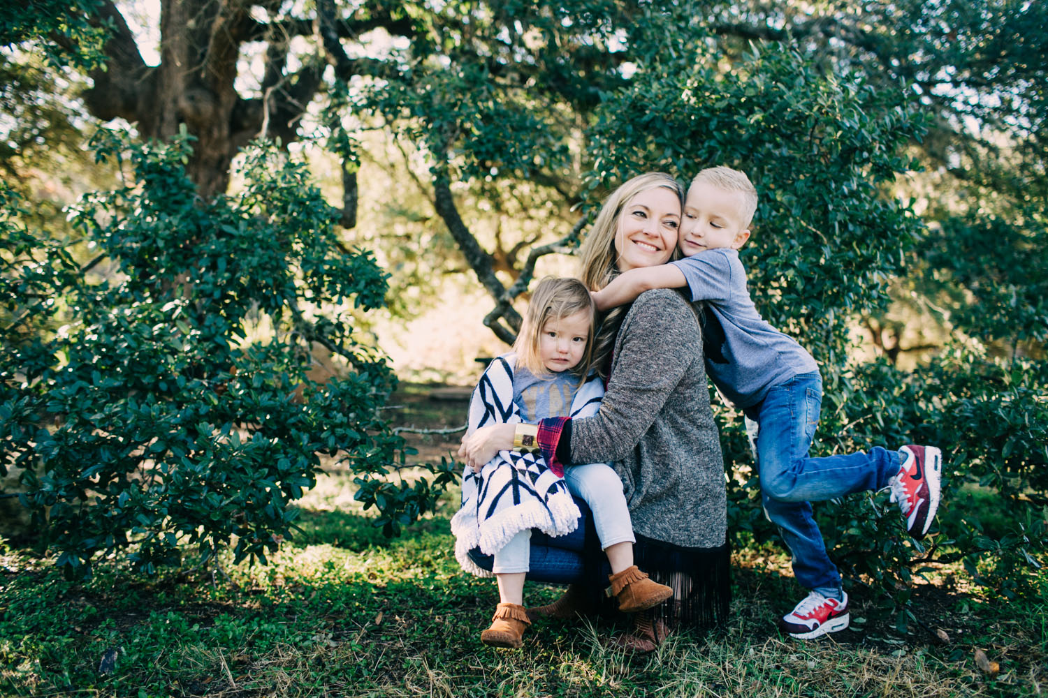 Mother & Kids | Family Portraits | Lisa Woods Photography