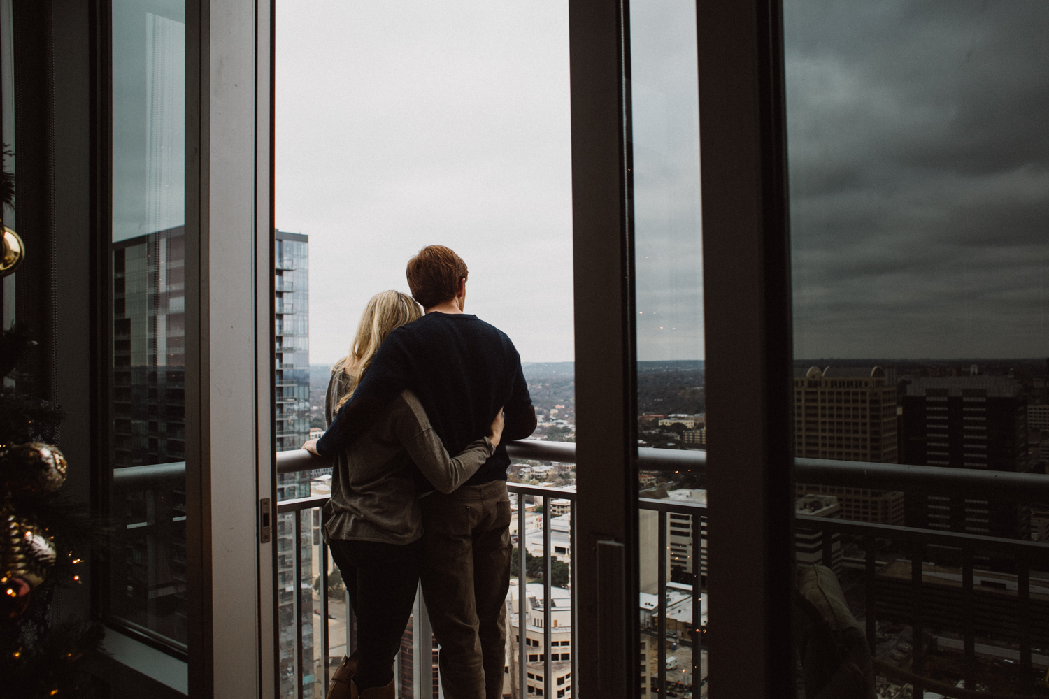 Downtown Austin Urban Engagement Session | Lisa Woods Photography