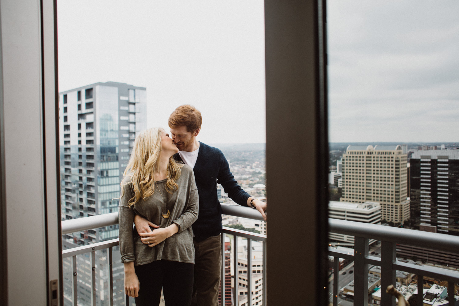 Engagement Session in the City | Austin Texas | Lisa Woods Photography