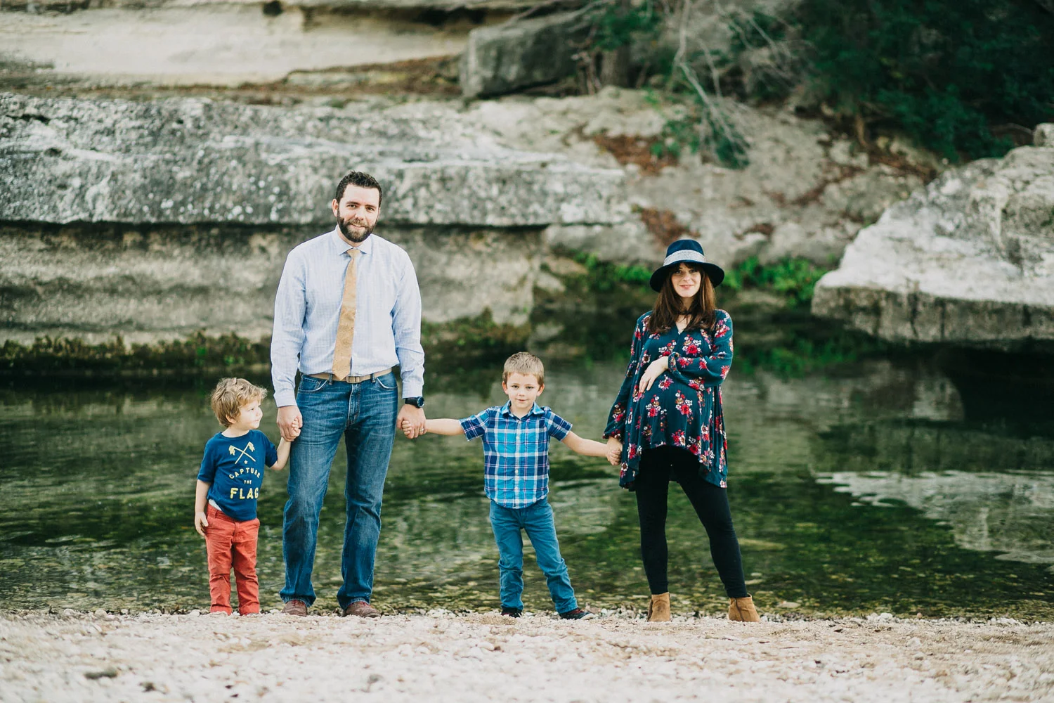 Outdoor Family Portrait at Bull Creek Park in Austin Texas | Lisa Woods Photography