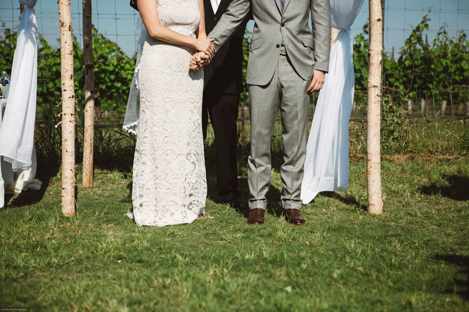 spicewood vineyards wedding-14.jpg