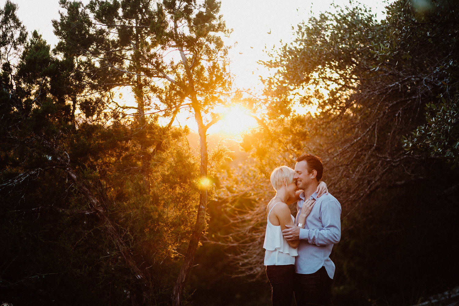 sun flare engagement photo