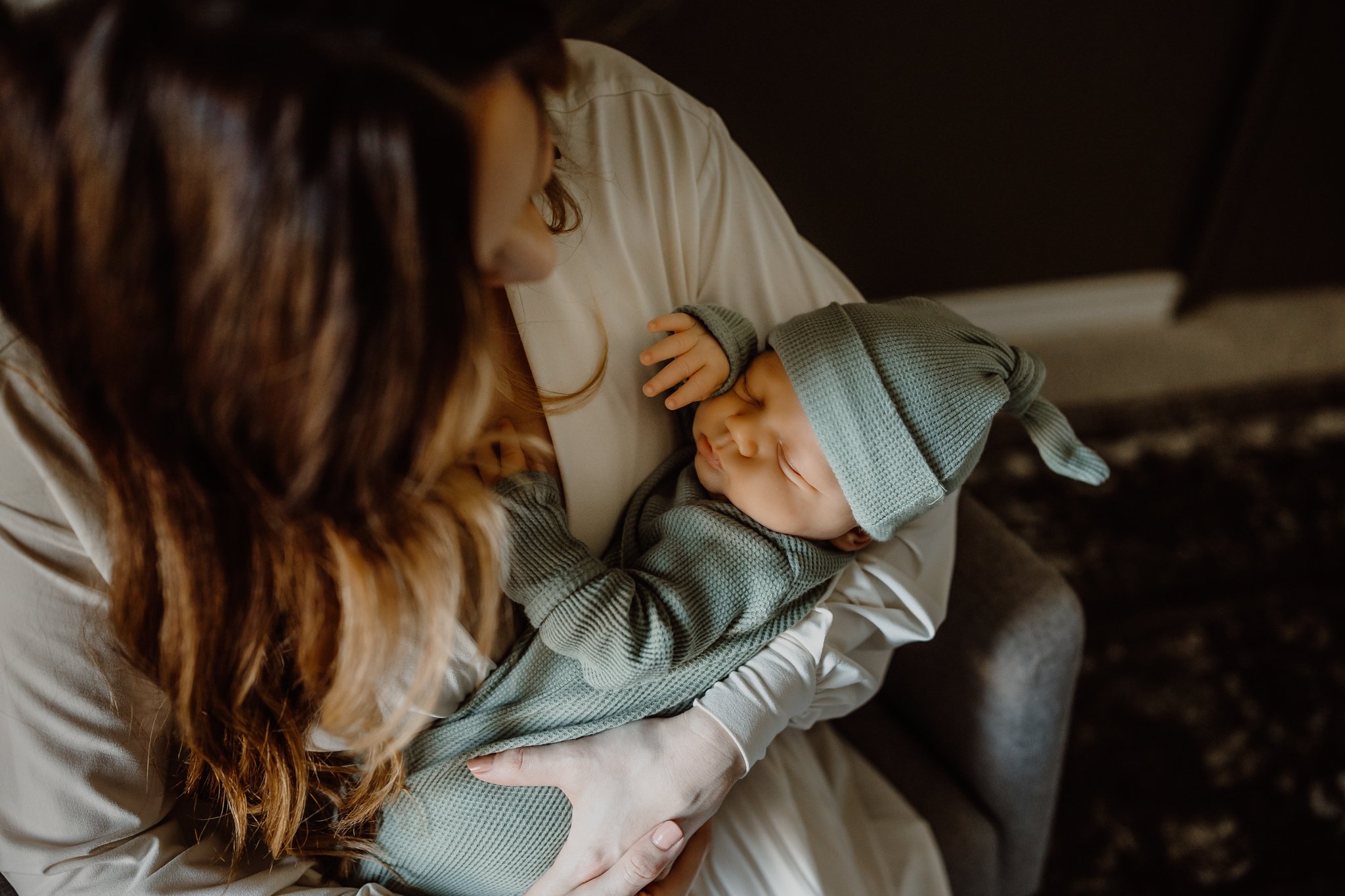  baby in moms arms 