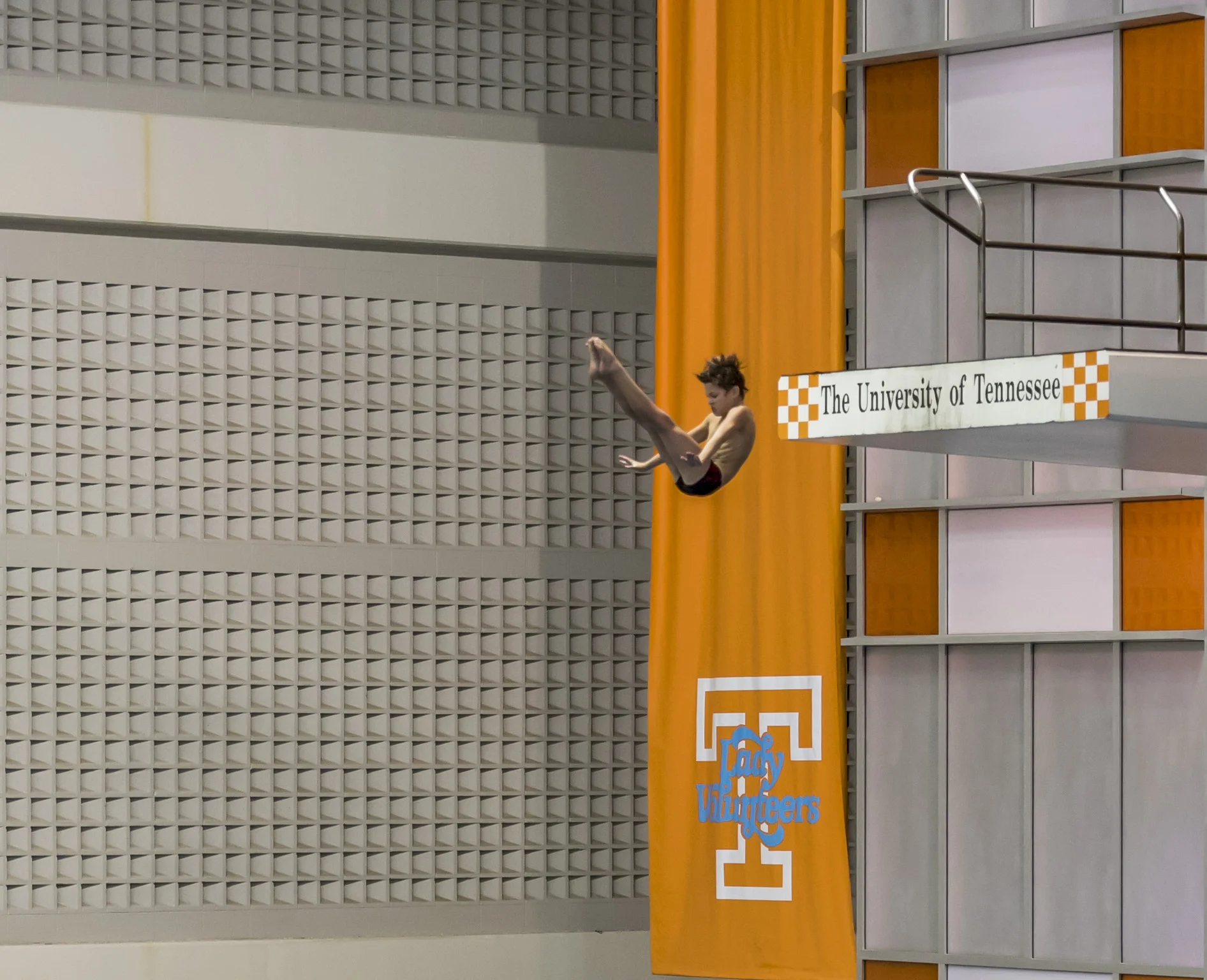 AIR TIME 5-1.jpg