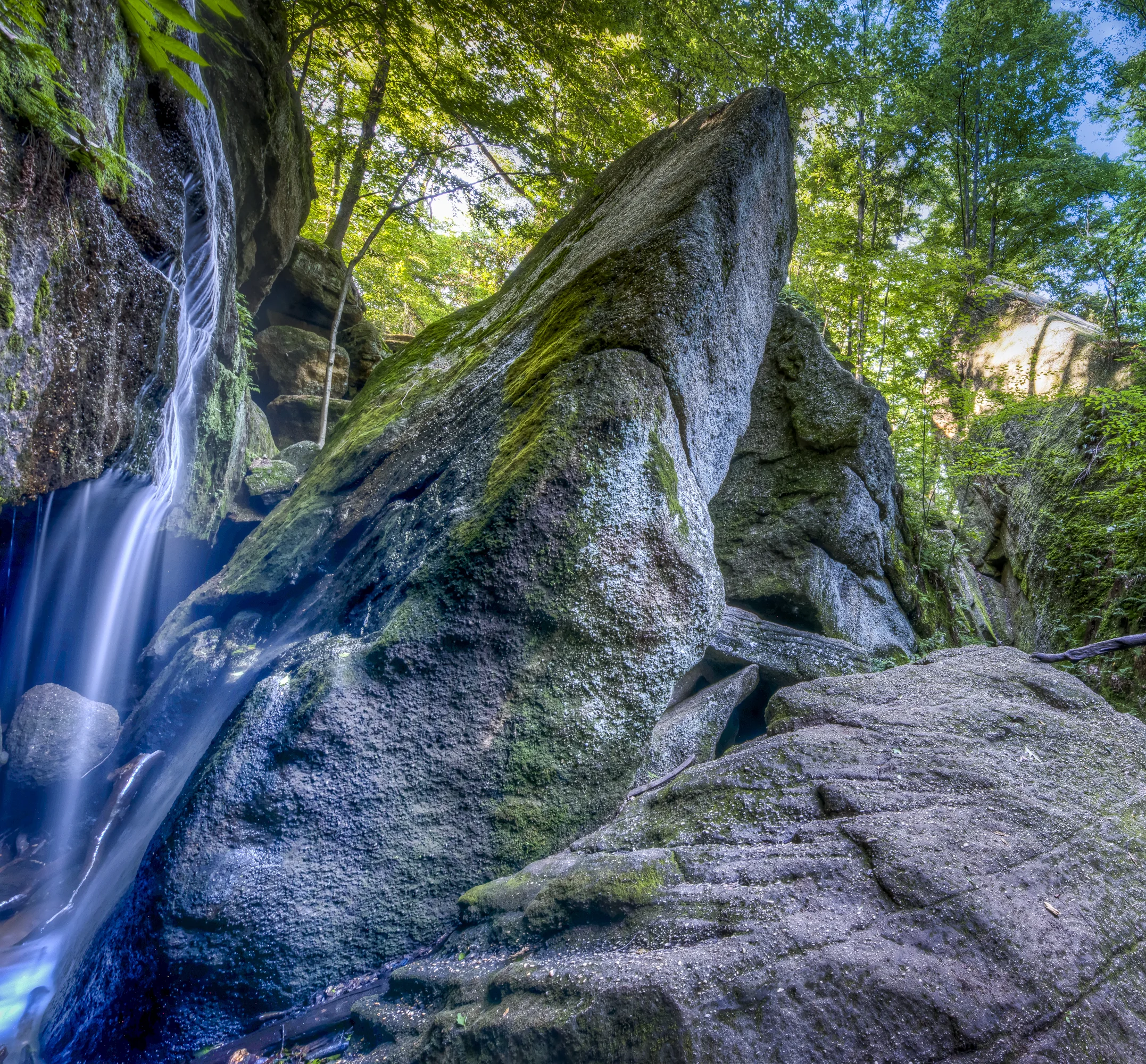 Cascade Falls Nelson's Ledges