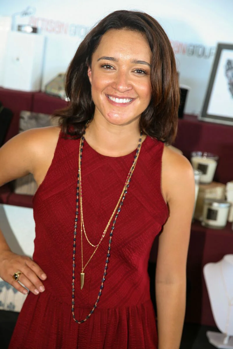 Caitlin_Keisha Castle Hughes3.jpg