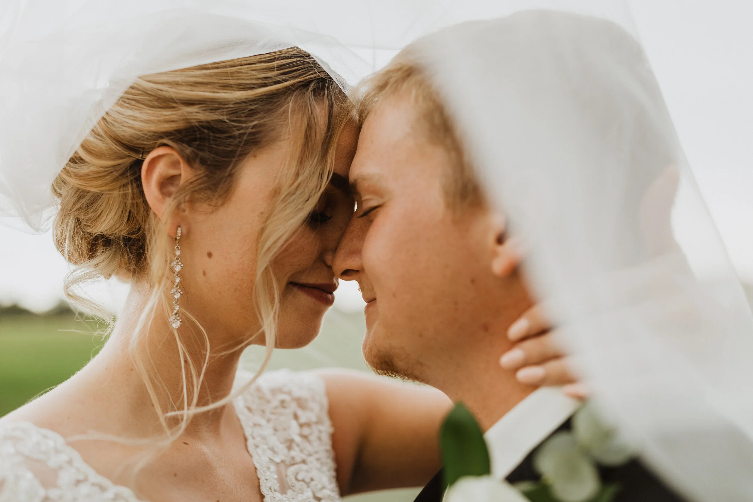 5 Ways to Help Plan Your Wedding for UNDER $20k — Grace T. Photography