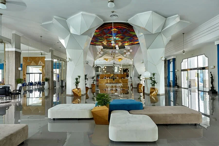 lobby-hotel-riu-palace-punta-cana-4_tcm55-203179 (1).jpg