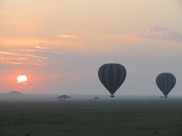 hot air balloon safari.JPG