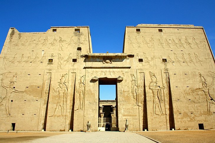 temple of horus.jpg