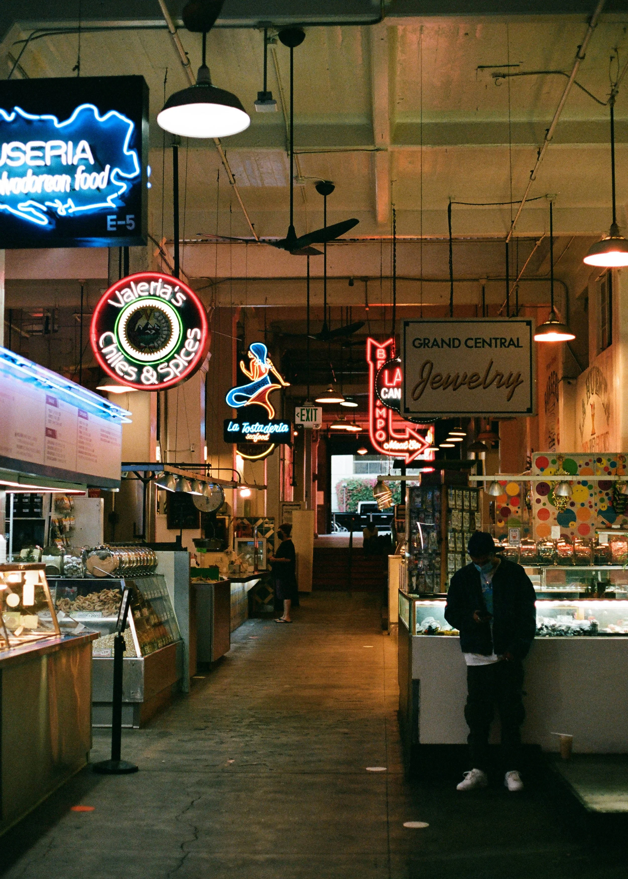 Image-GrandCentralMarket-LosAngeles.jpg
