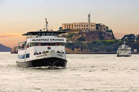 alcatraz boat.jpg