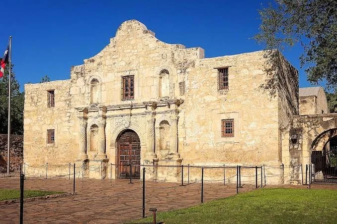 alamo.jpg