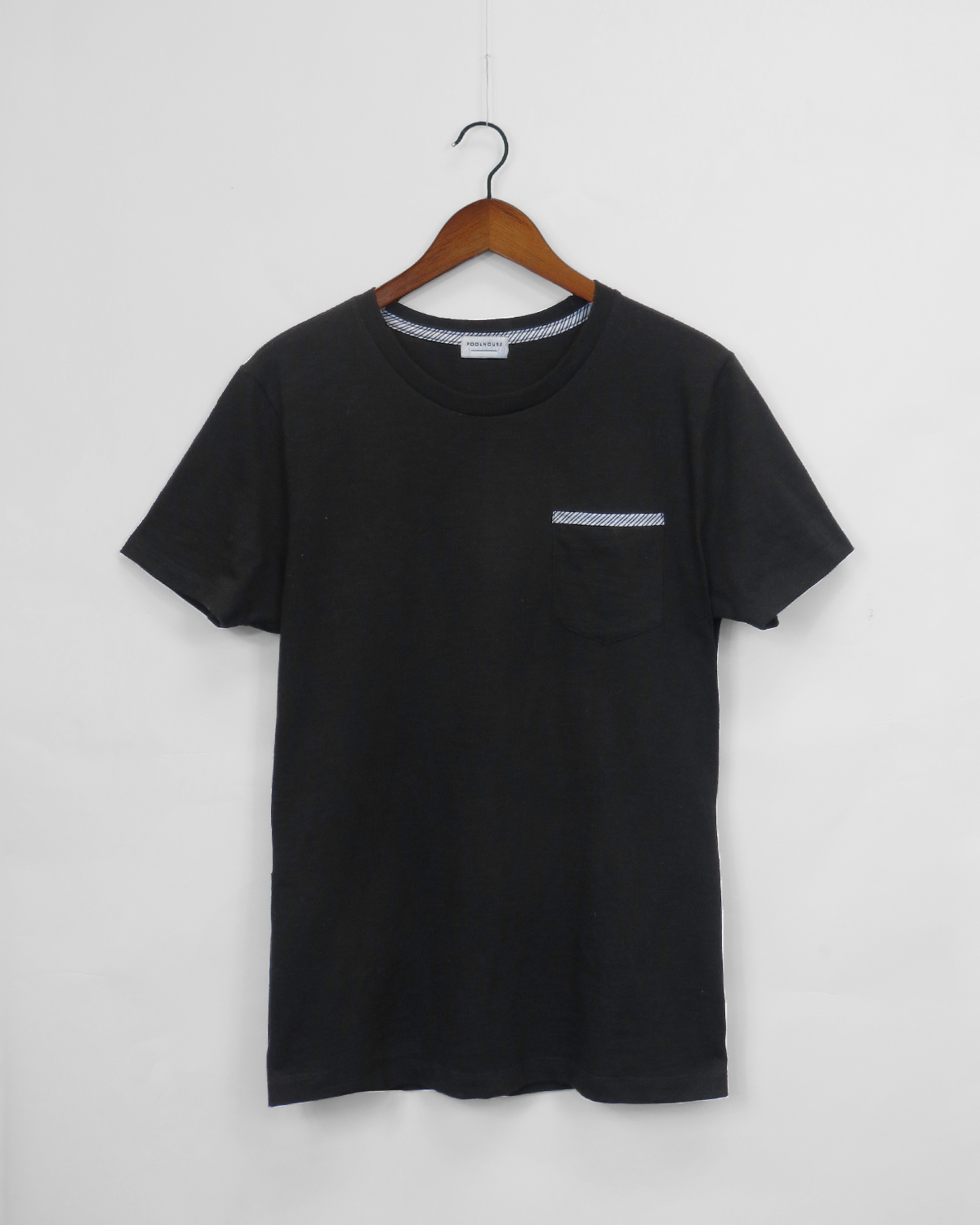 black pocket trim.jpg