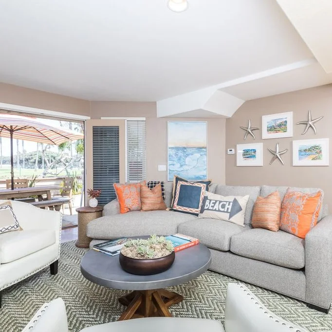 Beach House - Ground Floor Patio, Garage Parking, BBQ, Large MASTER BR!!