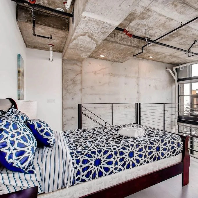 San Diego #4 - One Bedroom Loft - Apartment