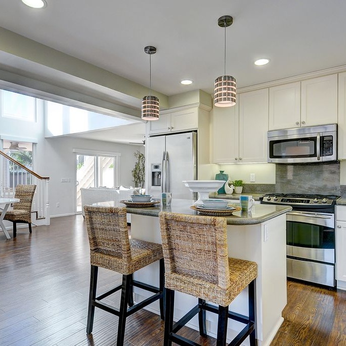 Walk to the Beach, Enjoy Ocean Views &amp; A Huge Yard w/Firepit