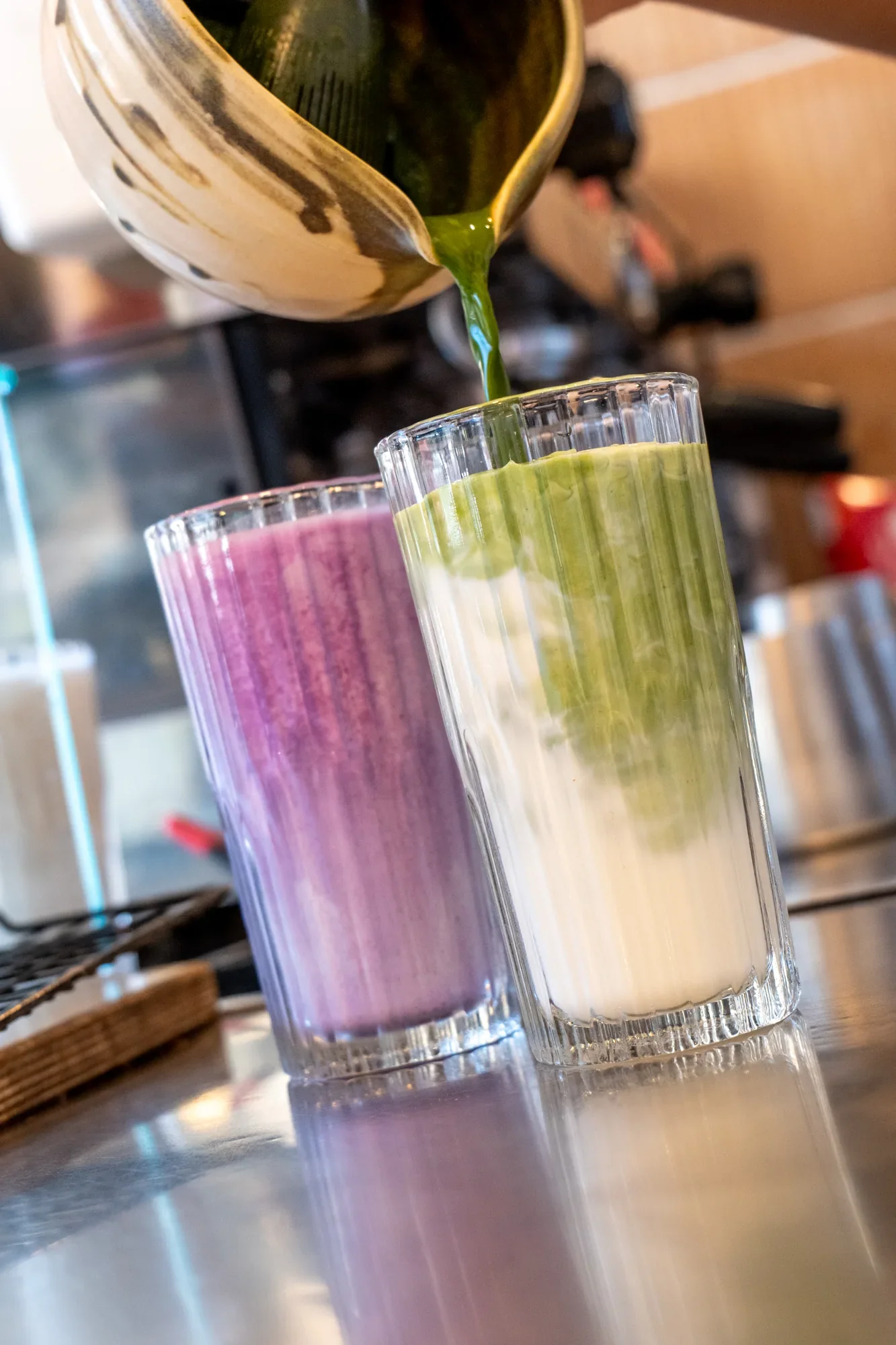 matcha-latte-purple-latte-comptoir-maison-nosh.webp