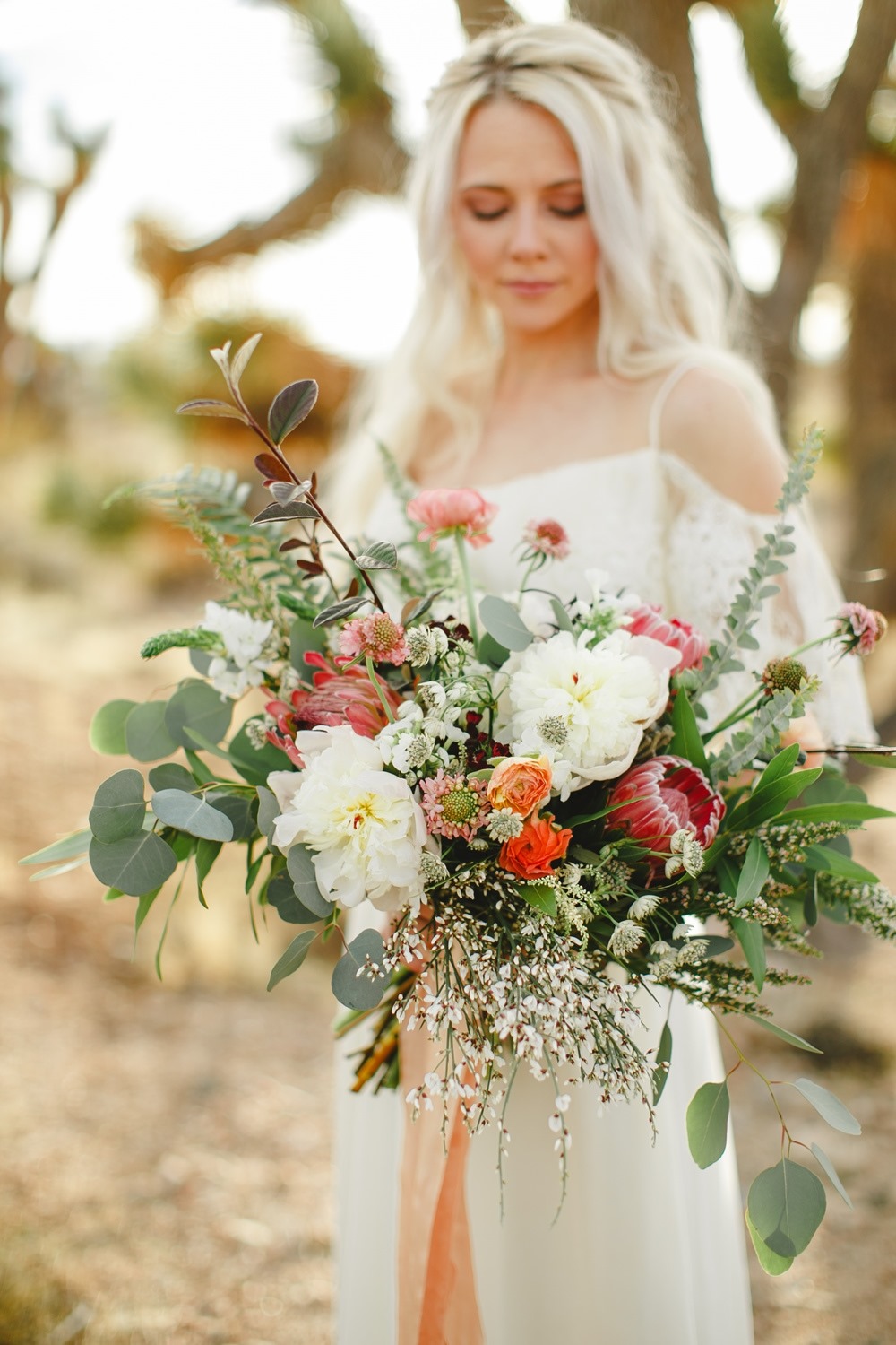 boho inspired bridal bouquet