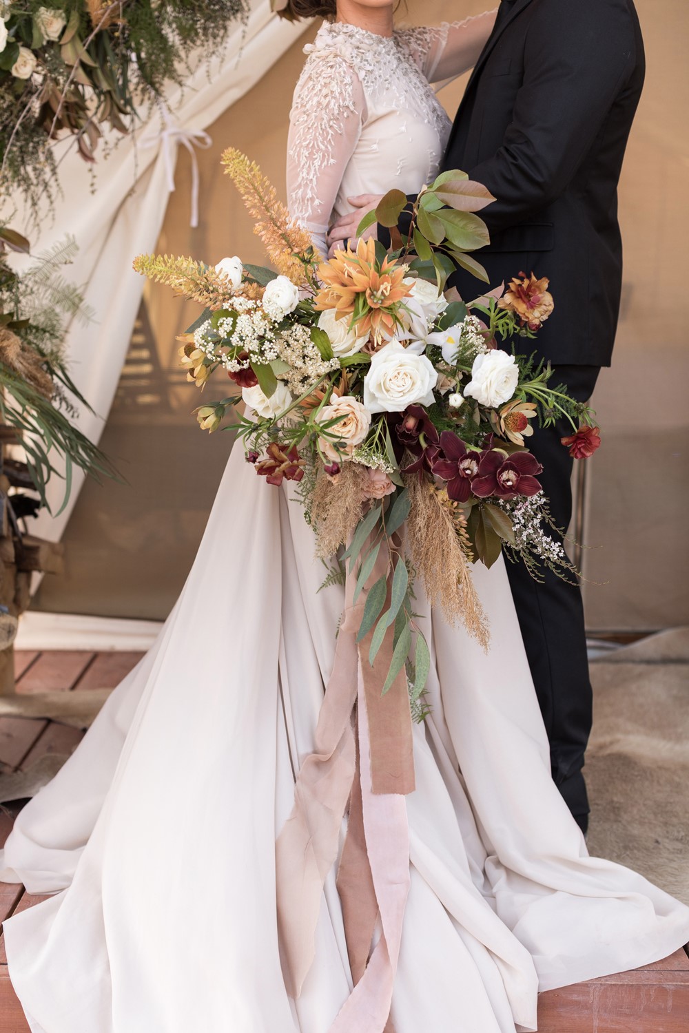 sepia oversized bridal bouquet