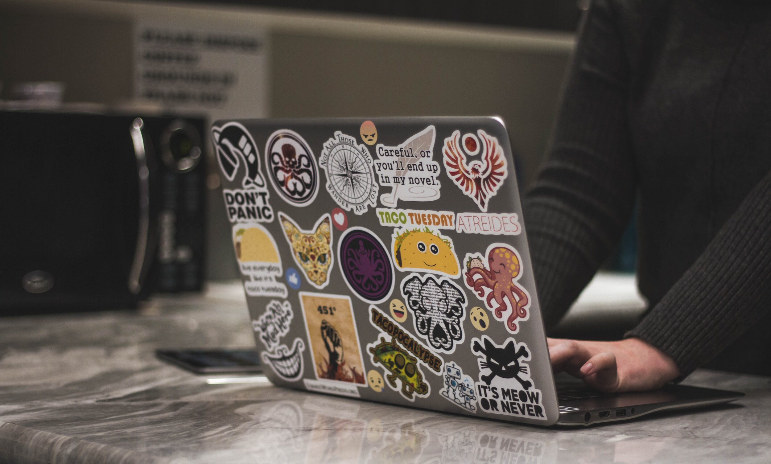 neonbrand-_oKSYD2cSIk-unsplash.jpg