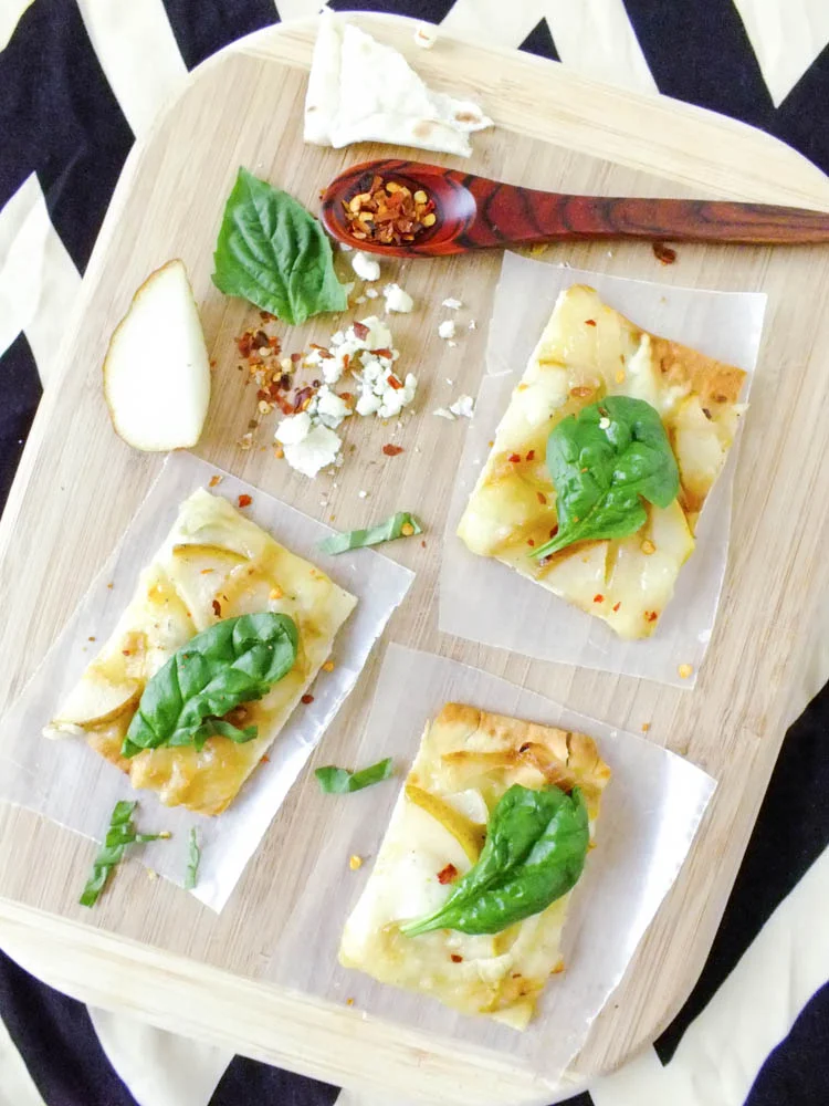 Pear + Spinach Lavash Pizza