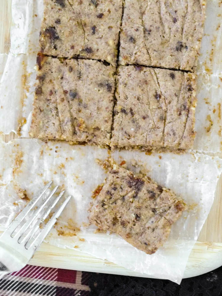 MAKE AHEAD SNACK: Homemade Apple Pie Larabars