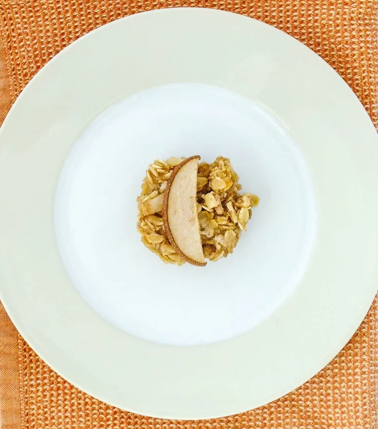 MAKE AHEAD SNACK: Individual Baked APPLE Oatmeal Cups