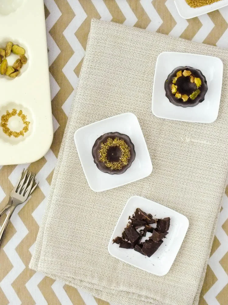 2 Ways To Serve Dark Chocolate for Halloween!