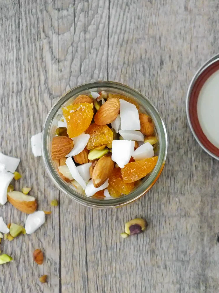 MAKE AHEAD SNACK: Coconut Trail Mix