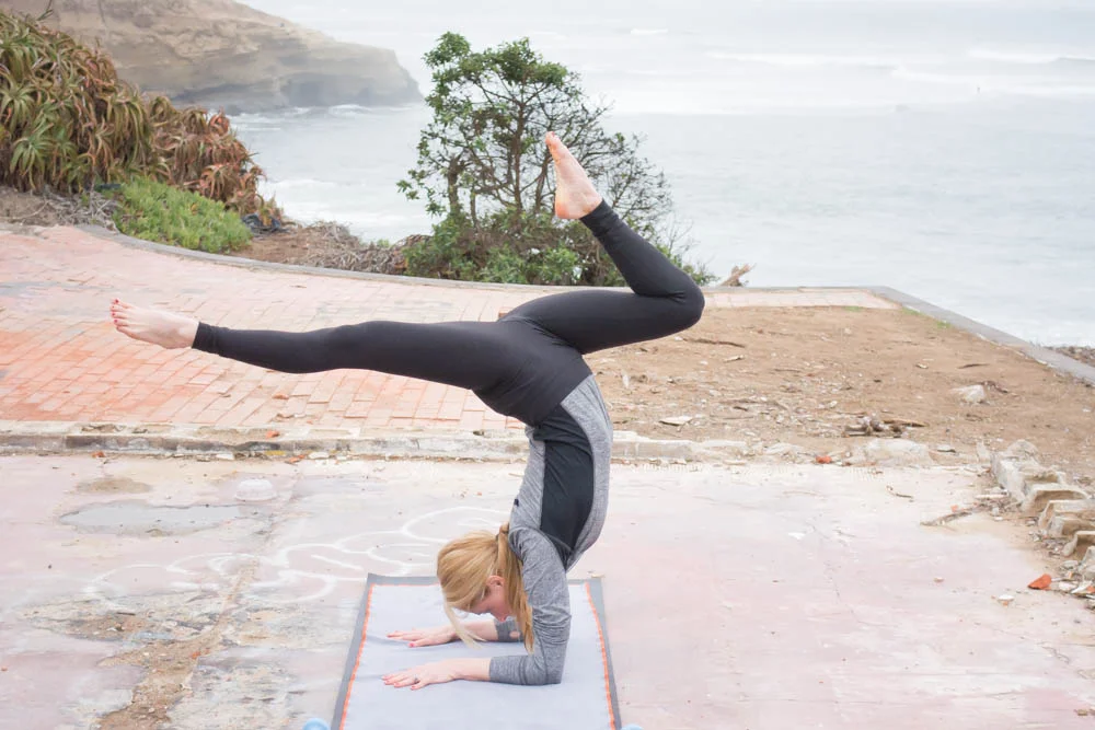 YOGA FLOW & MEDITATION: Sunshine & Rain