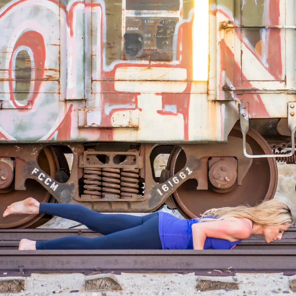 YOGA FLOW & MEDITATION: Let Go