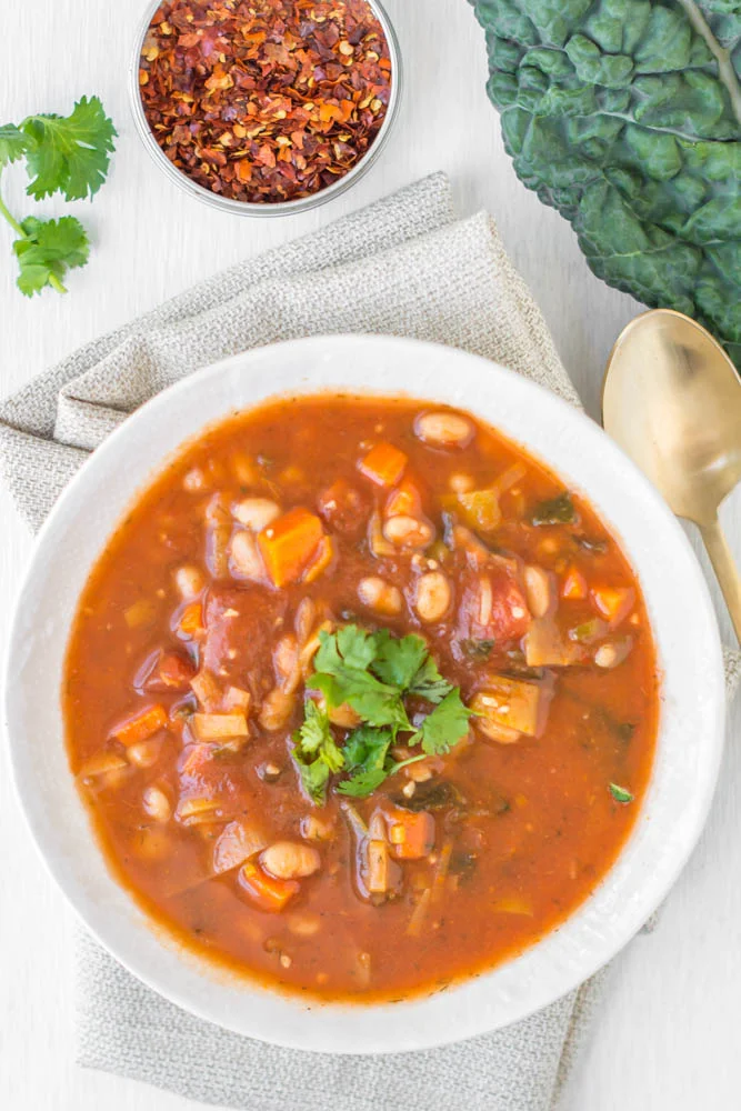 Navy Bean and Tomato Soup