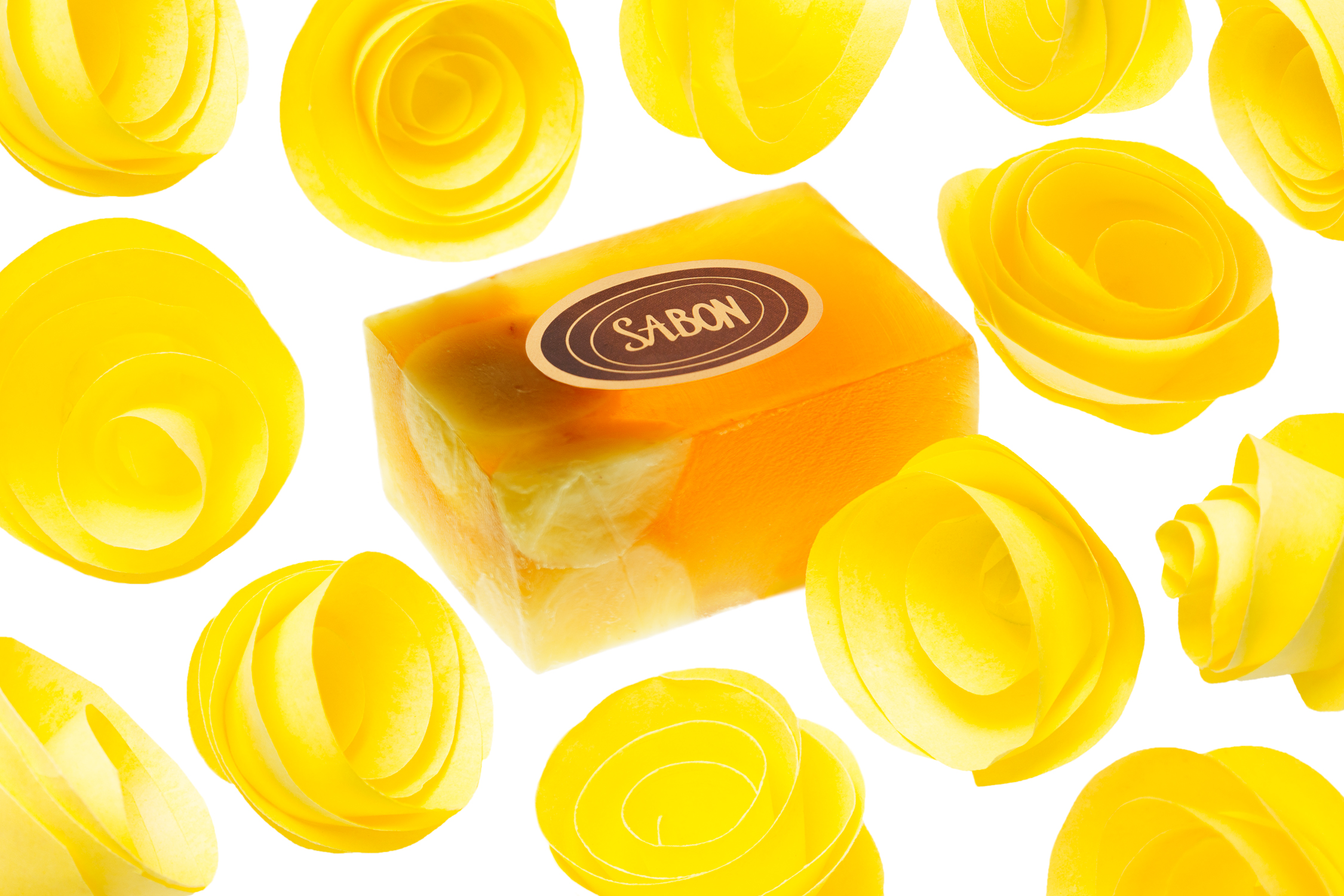 sasha_yellow_soap_v2_150904_3991_1500pixels.jpg
