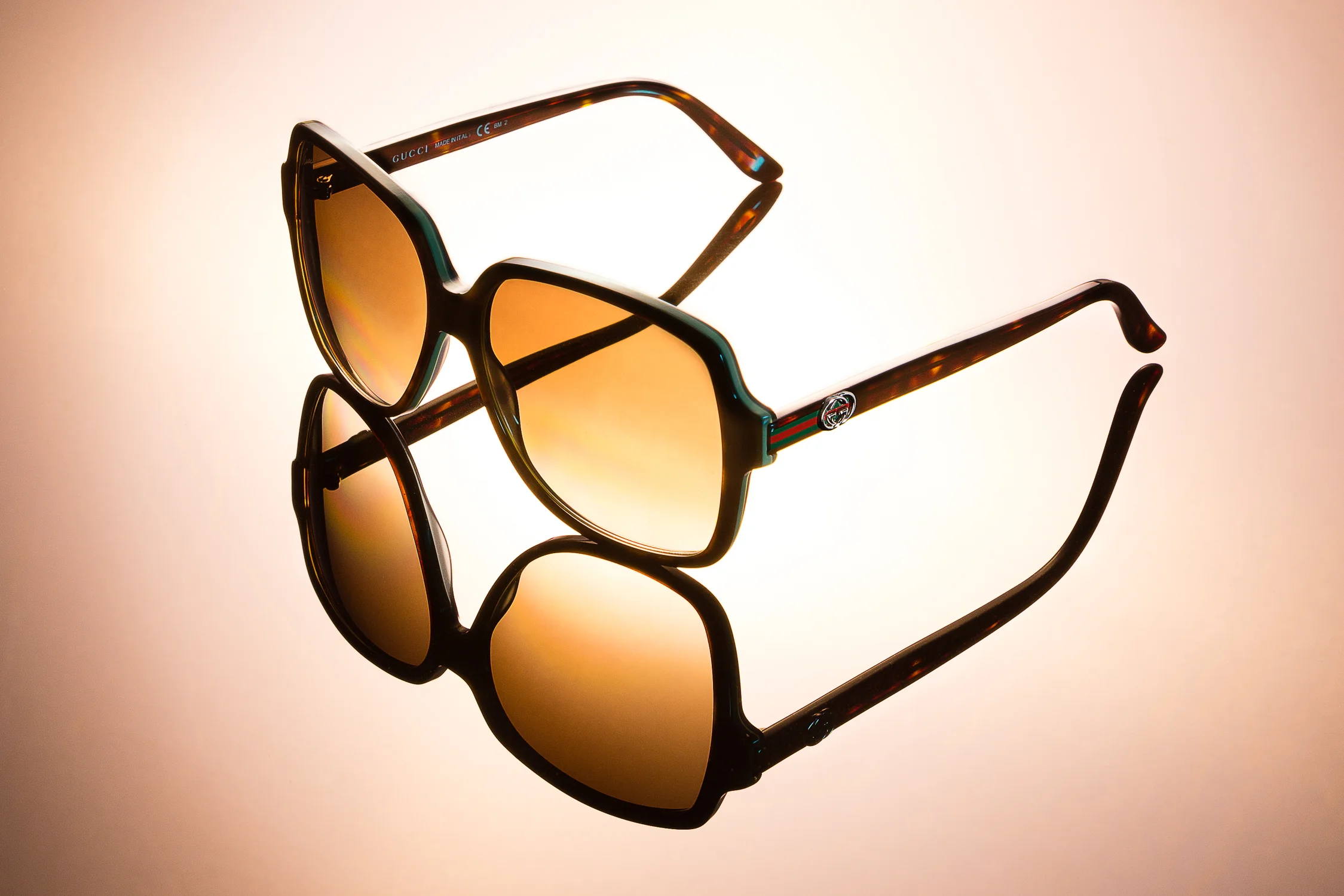 Gucci_Sunglass_Gel_EDIT_1500pixels.jpg