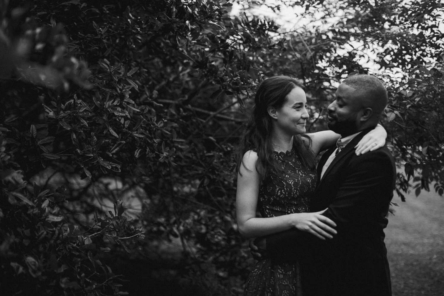 city park engagement -7.jpg