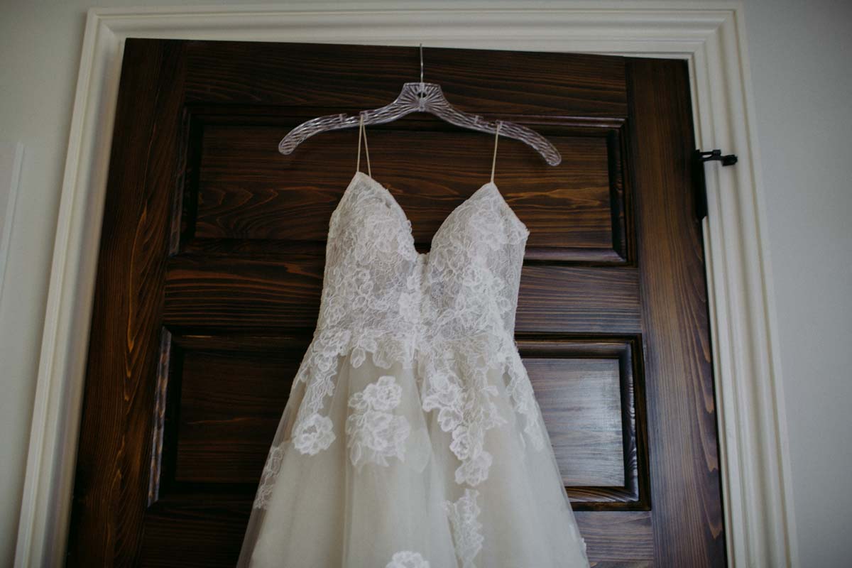 bride getting ready-45.jpg