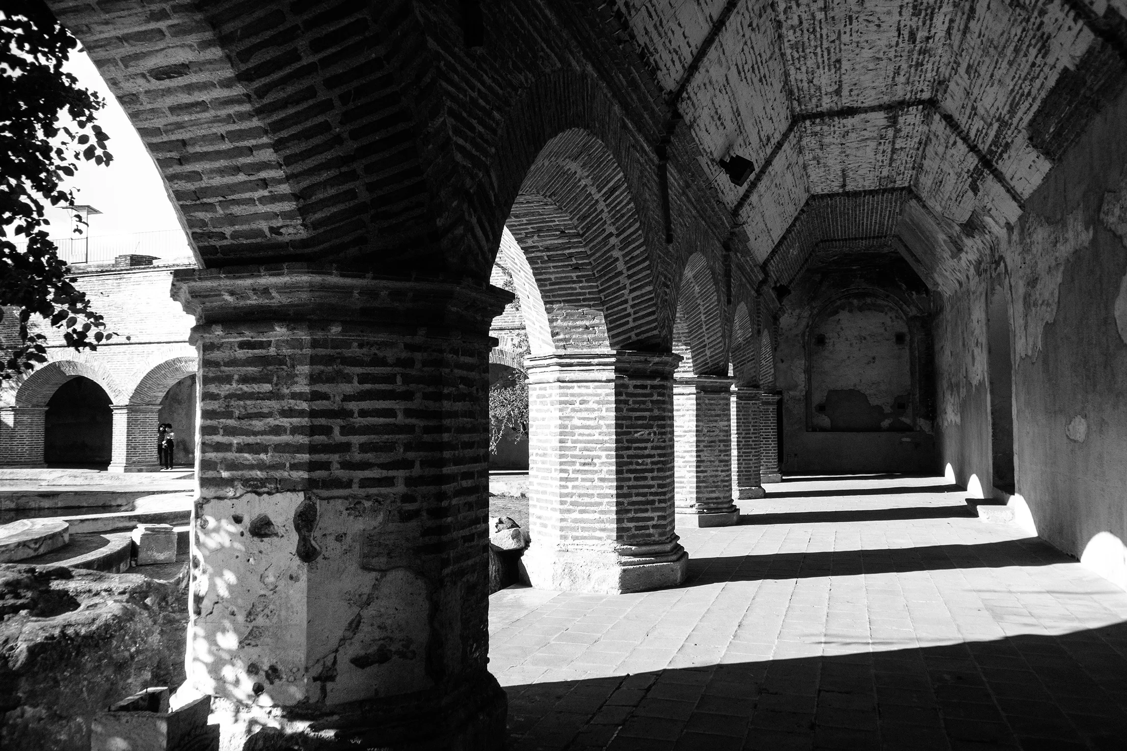 antigua convent 1 lowres.jpg