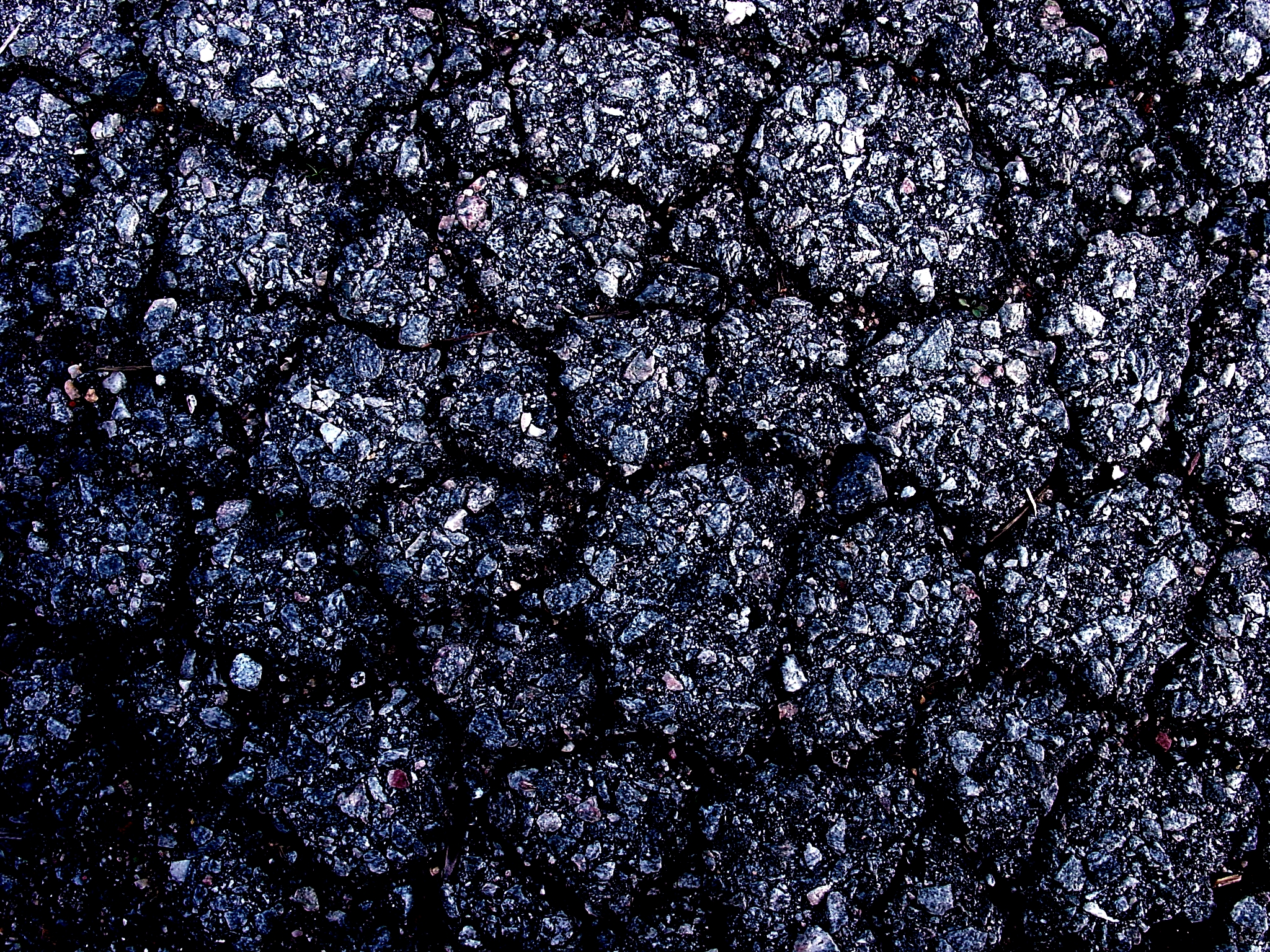 MultiCrackAsphalt.jpg