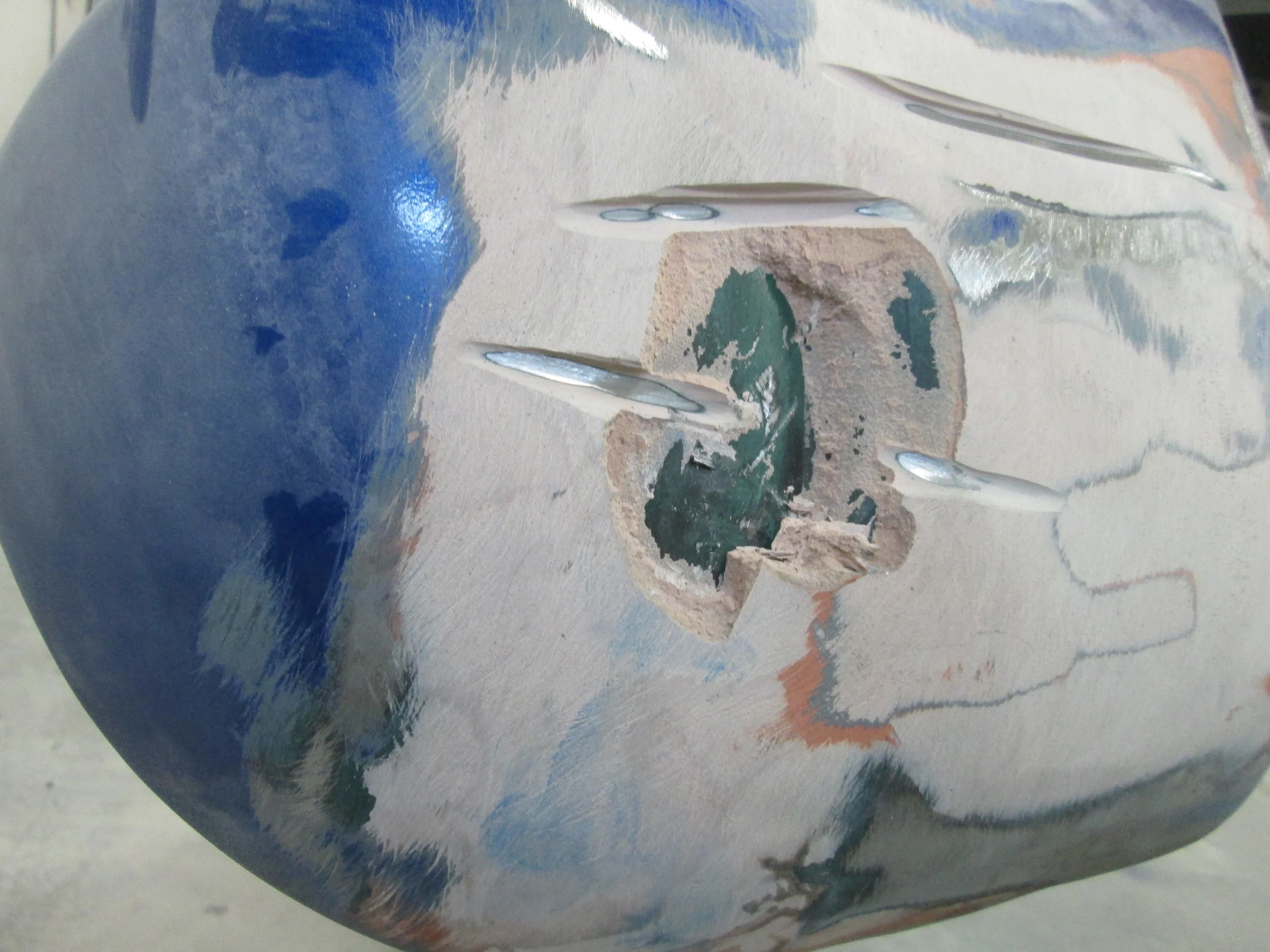  UHHHHHH we found a bit of bondo on the fenders....    