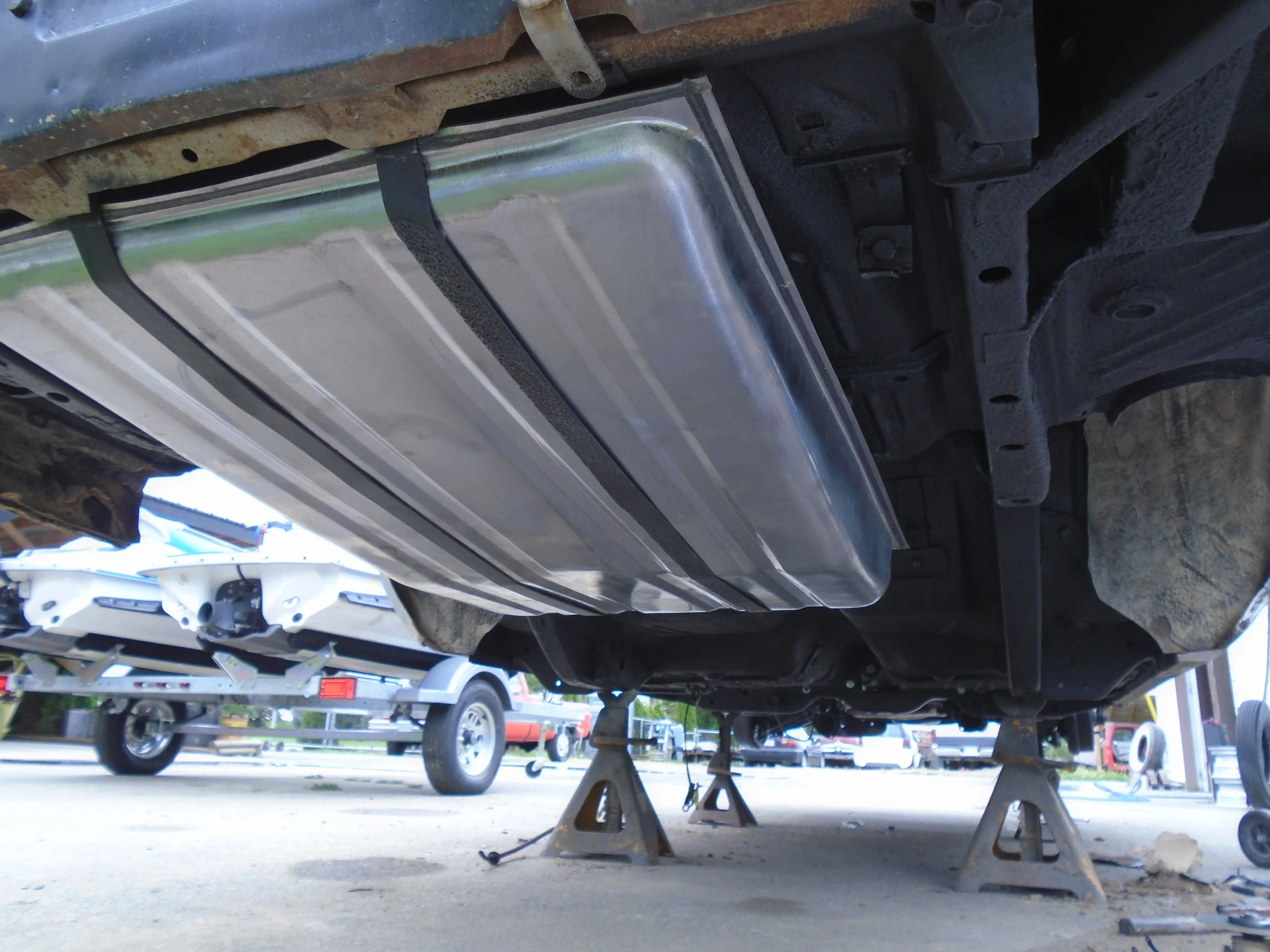  Brand new gas tank installed 