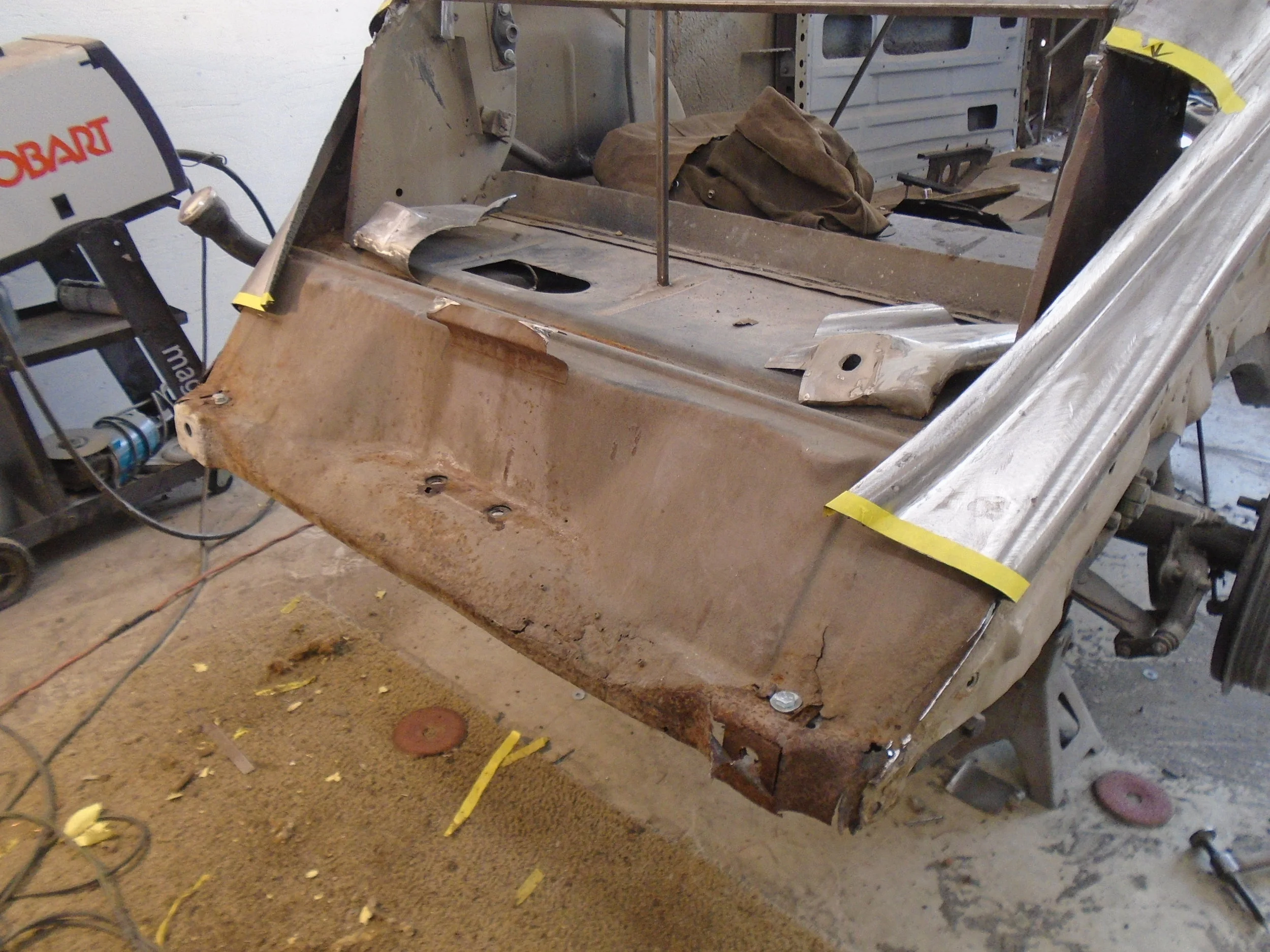  We noticed a lot of rust issues in the rear that we couldn't get to so....we had no choice but to cut the rear skin off the car 