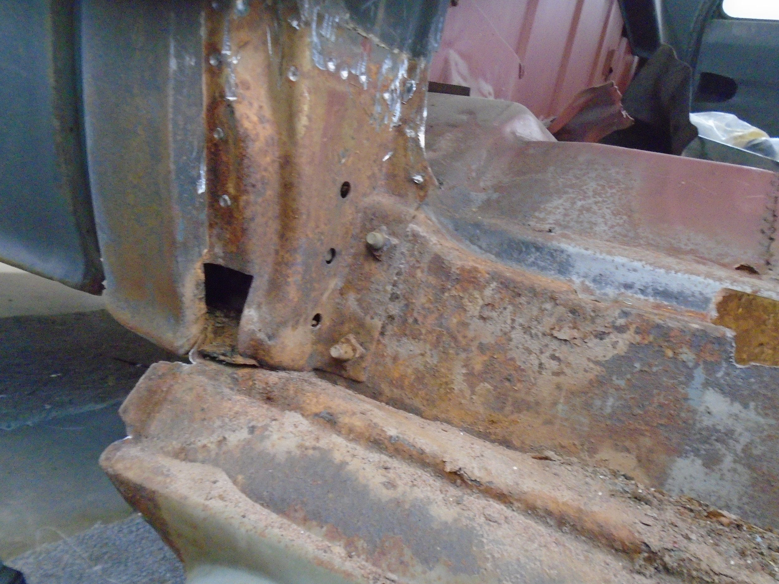  We found more rust in the rear door so we'll fix that as well 