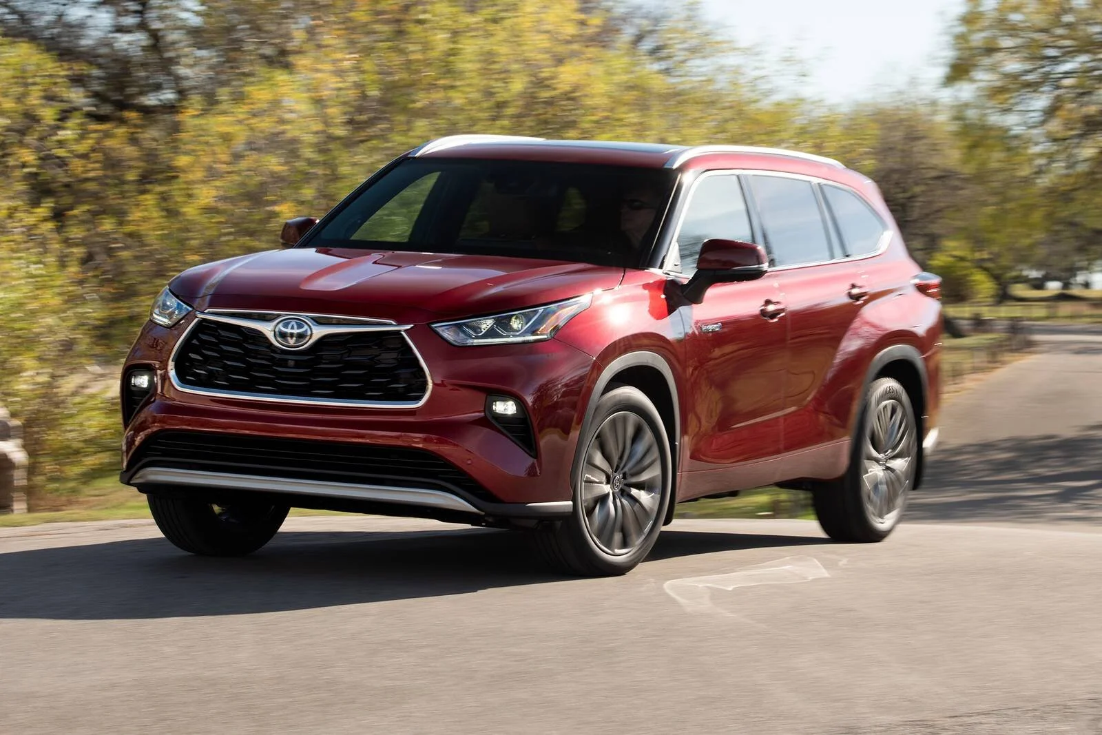 Toyota Faces Class Action Lawsuit for Faulty Highlander Hybrid Fuel Tanks