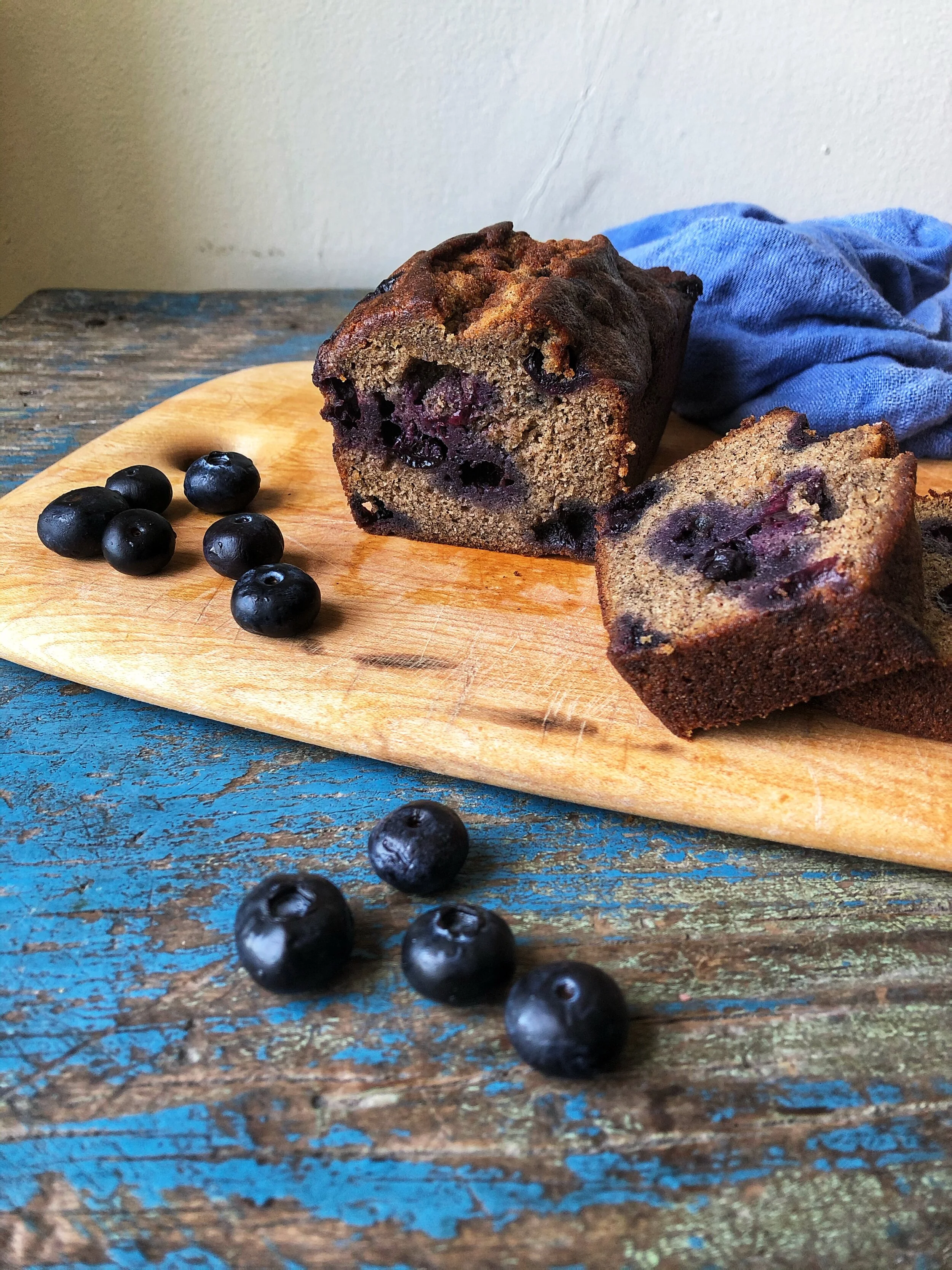 Cake buckwheat blueberries1.jpg